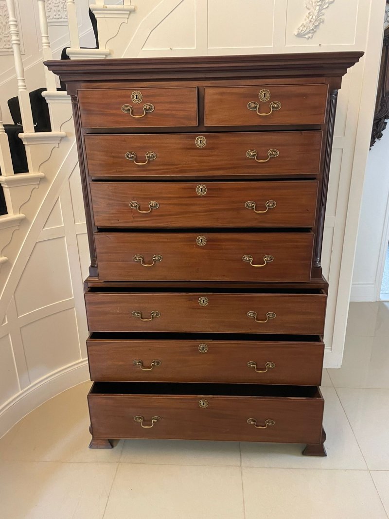 Antique 18th Century George III Mahogany Chest on Chest of Drawers - Image 2